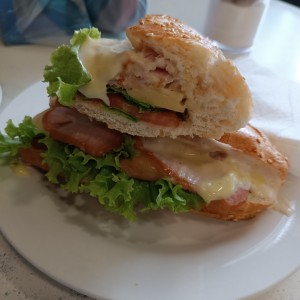 Sandwich de lomo de cerdo