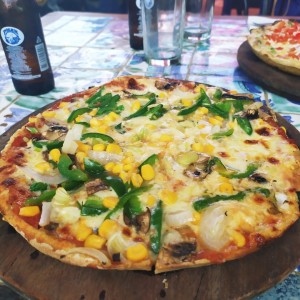 Pizza vegetariana tradicional