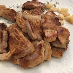 samgyupsal( cerdo grill)