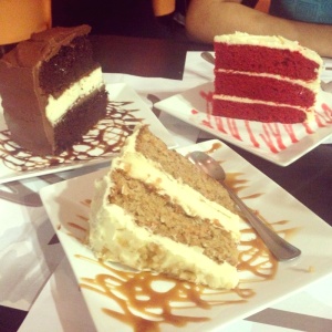 Chocolate cheesecake / red velvet / zanahoria