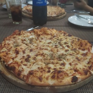 combo 1 (Pizza margarita + refresco lt)