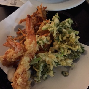 Langostino y vegetales tempura!.. Parte de la entrada del menu