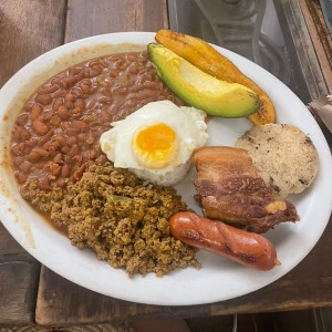 Bandeja Paisa